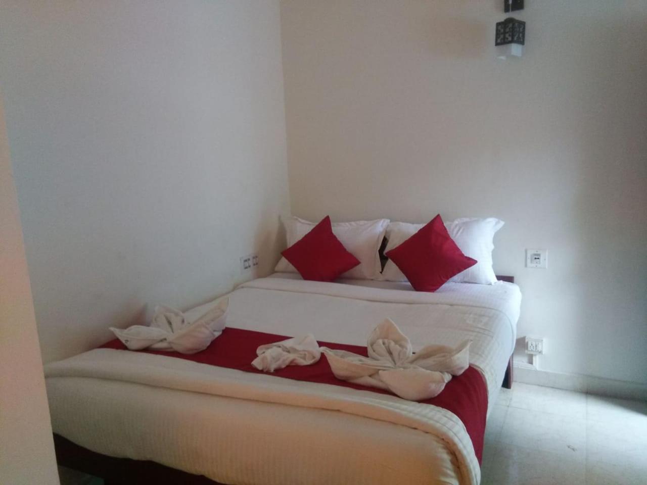 Holly Hock Bed and Breakfast Munnar Εξωτερικό φωτογραφία