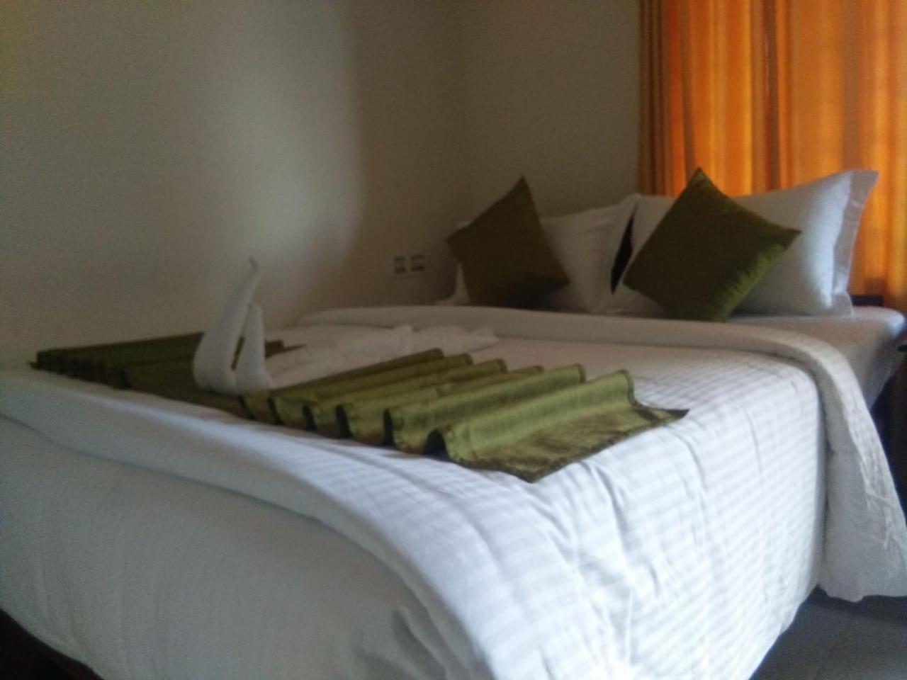 Holly Hock Bed and Breakfast Munnar Εξωτερικό φωτογραφία